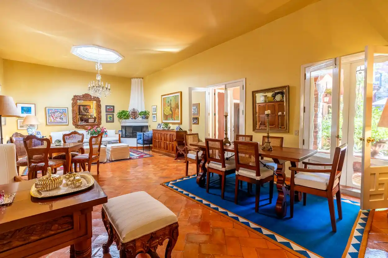 Historic Casa Carolina – image 7