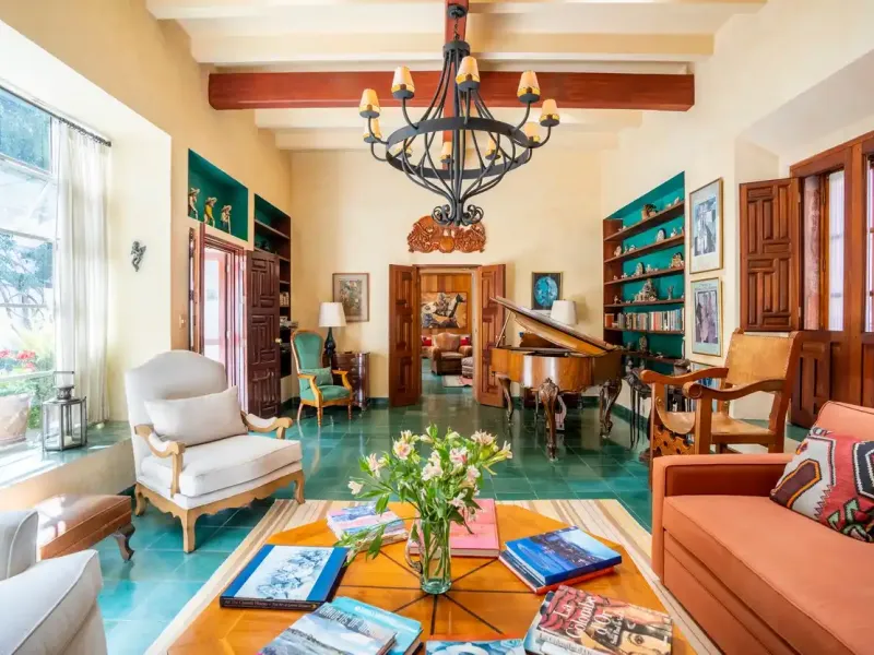Historic Casa Carolina – image 1