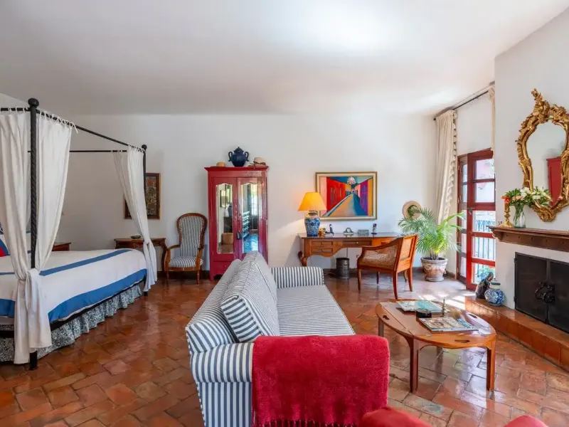 Historic Casa Carolina – image 28