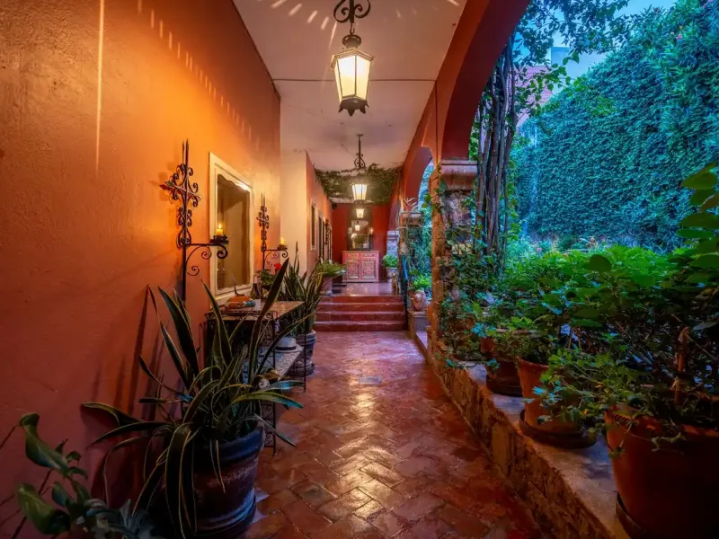 Historic Casa Carolina – image 39