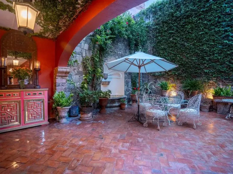 Historic Casa Carolina – image 41