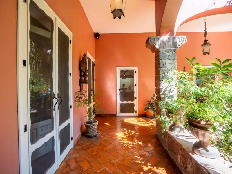 Historic Casa Carolina – image 9