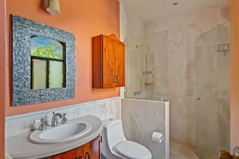 Casa Privada – image 31