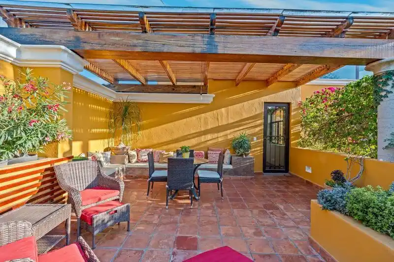 Casa Privada – image 33