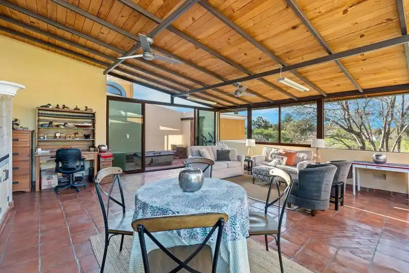 Casa Privada – image 36