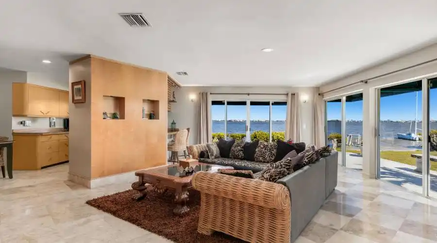 9094 S Tropical Trail,Merritt Island,Florida 32952,United States,3 Bedrooms Bedrooms,11 Rooms Rooms,2 BathroomsBathrooms,Residential,S Tropical Trail,173850