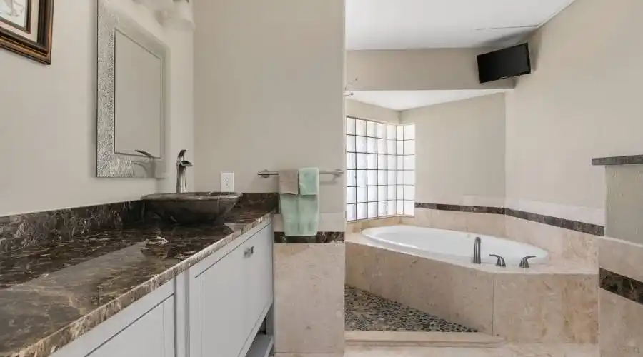 9094 S Tropical Trail,Merritt Island,Florida 32952,United States,3 Bedrooms Bedrooms,11 Rooms Rooms,2 BathroomsBathrooms,Residential,S Tropical Trail,173850