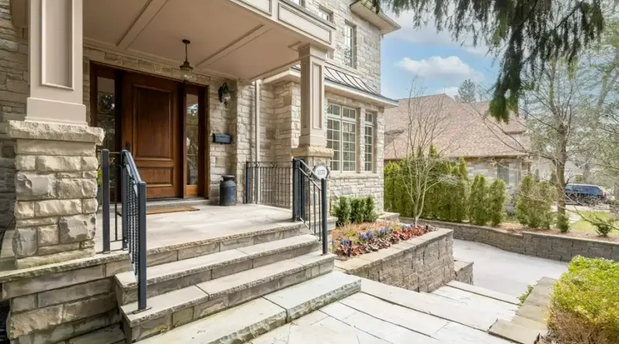 1173 Woodeden Drive, Mississauga, Ontario, L5H 2T7, Canada, 5 Bedrooms Bedrooms, ,6 BathroomsBathrooms,Residential,For Sale,Woodeden Drive,1795700