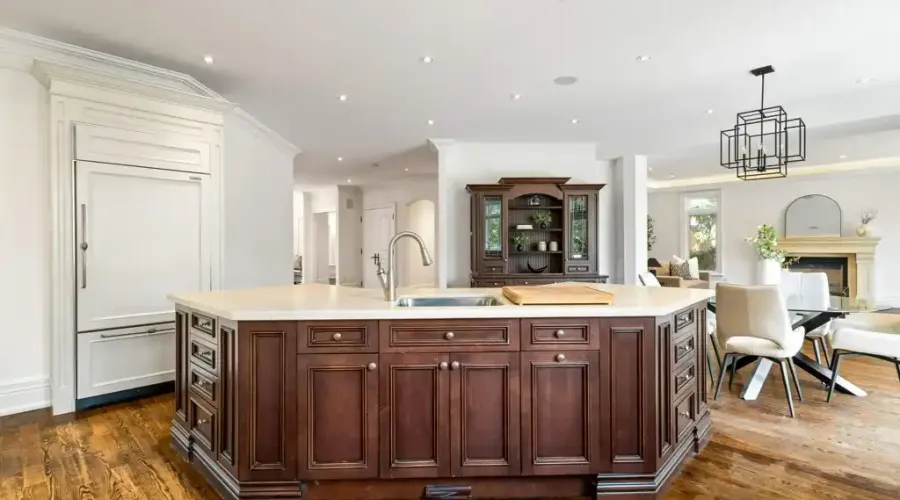 1173 Woodeden Drive, Mississauga, Ontario, L5H 2T7, Canada, 5 Bedrooms Bedrooms, ,6 BathroomsBathrooms,Residential,For Sale,Woodeden Drive,1795700