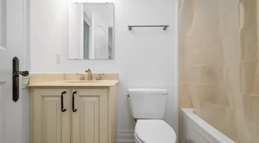 1173 Woodeden Drive, Mississauga, Ontario, L5H 2T7, Canada, 5 Bedrooms Bedrooms, ,6 BathroomsBathrooms,Residential,For Sale,Woodeden Drive,1795700