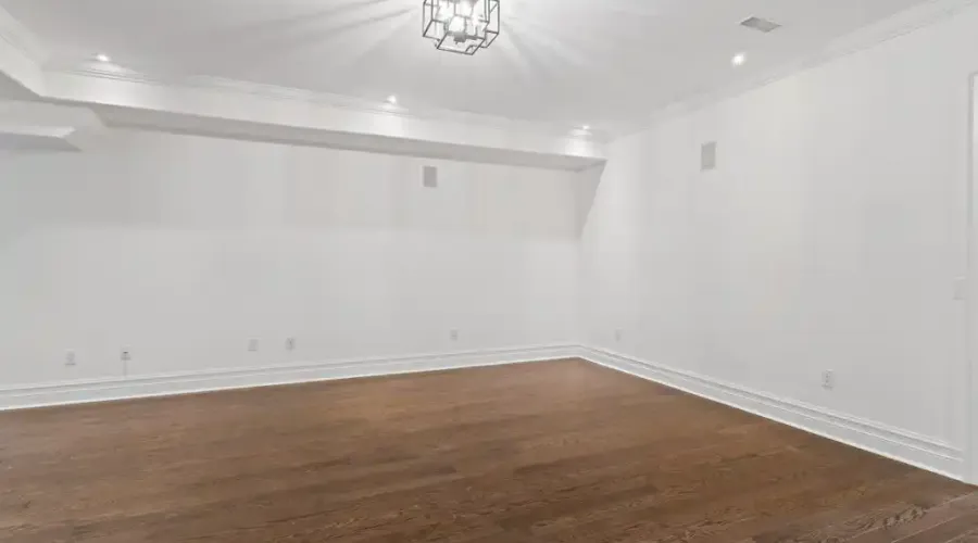 1173 Woodeden Drive, Mississauga, Ontario, L5H 2T7, Canada, 5 Bedrooms Bedrooms, ,6 BathroomsBathrooms,Residential,For Sale,Woodeden Drive,1795700
