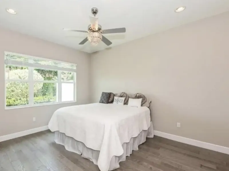 Residential For Sale – image 6