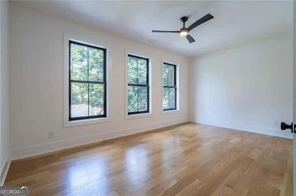 Residential For Sale – image 18