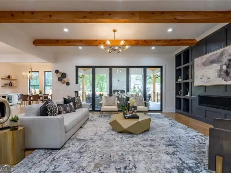 Residential For Sale – image 5