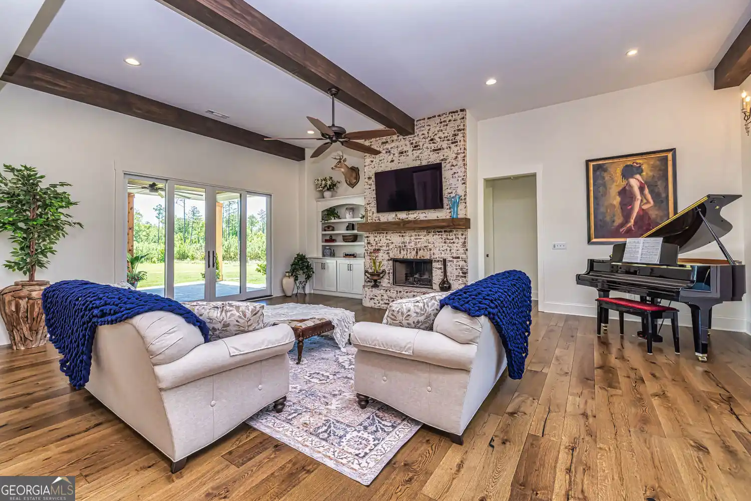 Residential For Sale – image 6