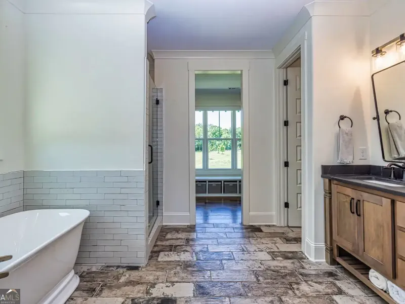 Residential For Sale – image 15
