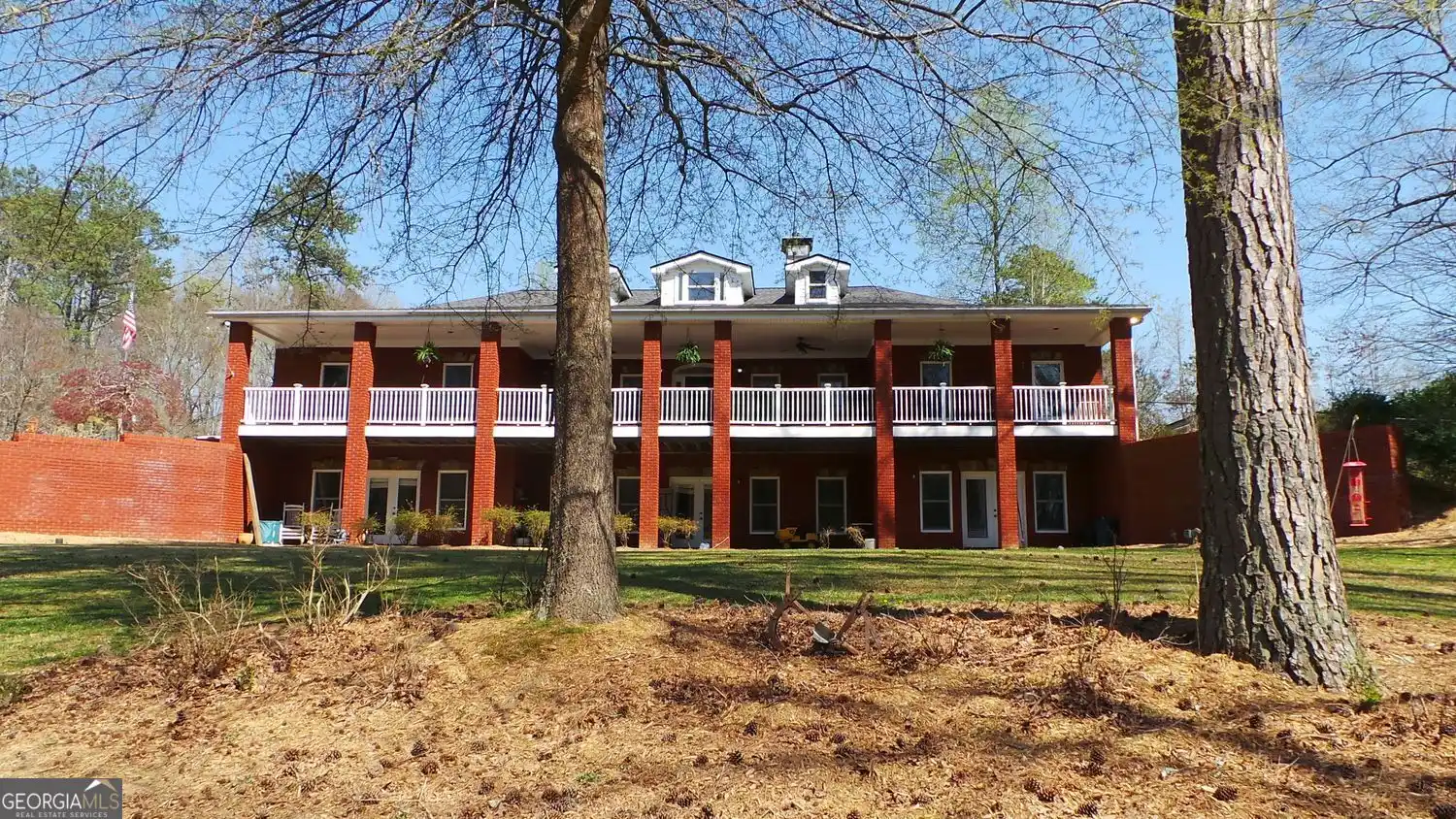 Residential For Sale – image 1
