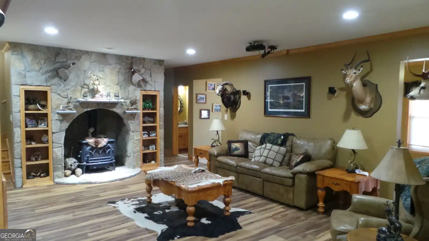 Residential For Sale – image 16