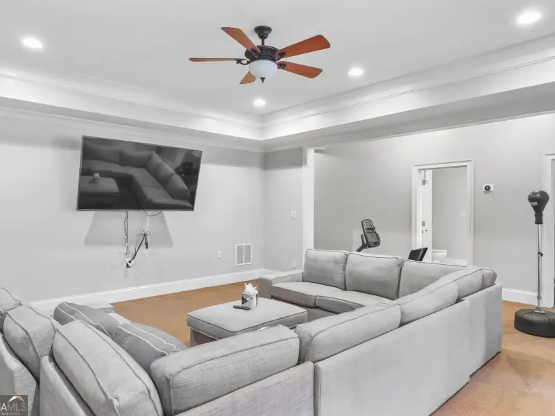Residential For Sale – image 28
