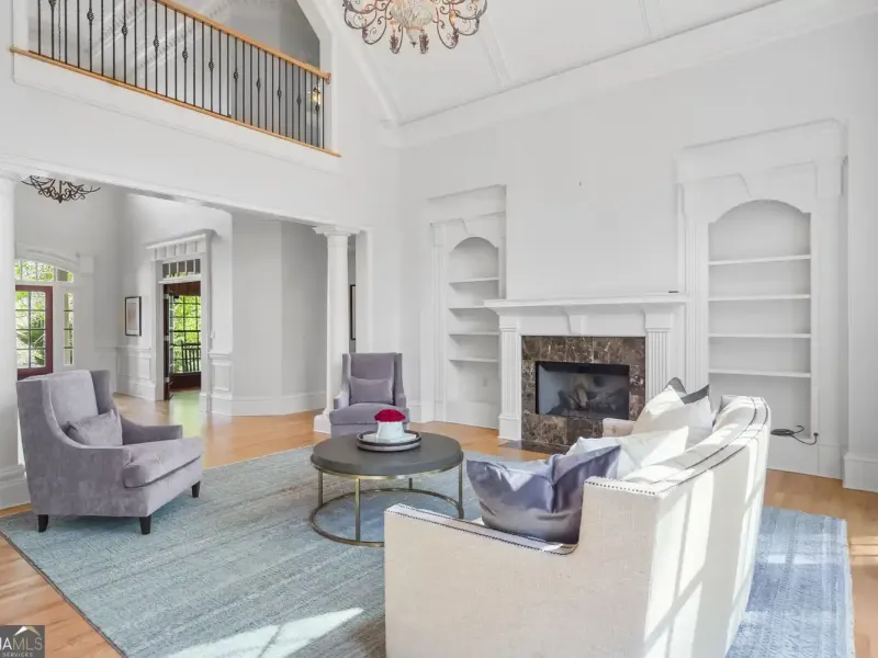 Residential For Sale – image 6