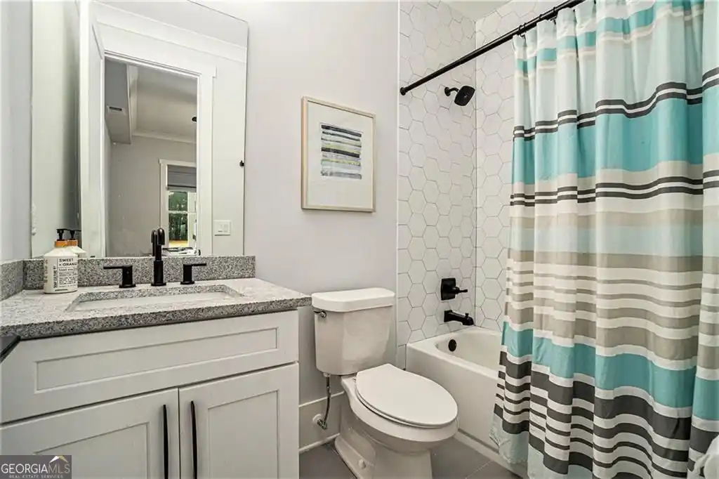 Residential For Sale – image 13