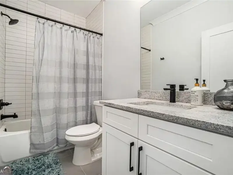 Residential For Sale – image 17