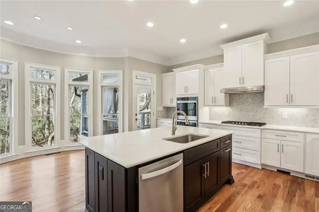 Residential For Sale – image 8