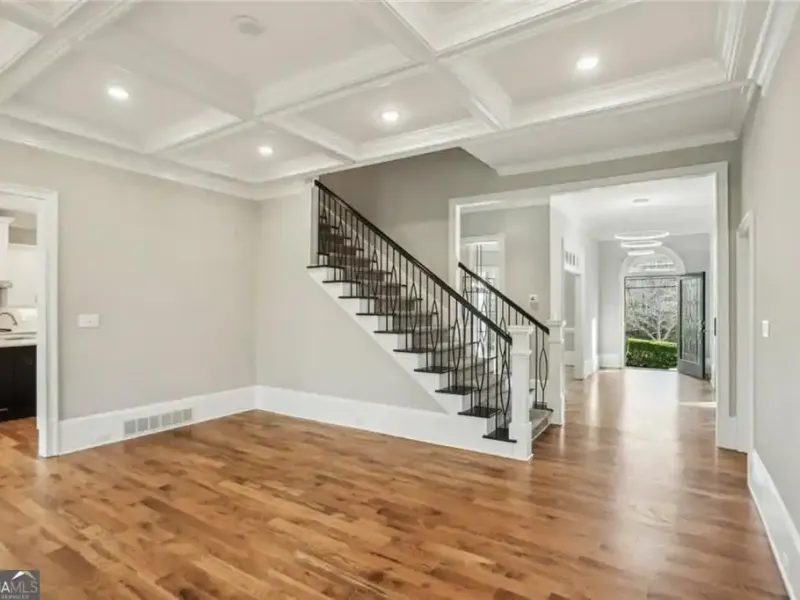 Residential For Sale – image 5