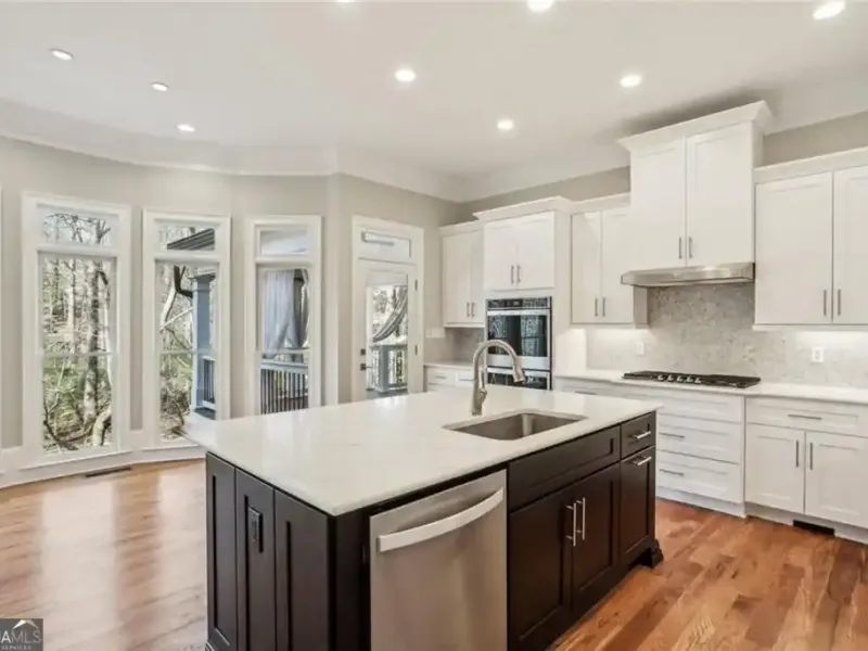 Residential For Sale – image 8