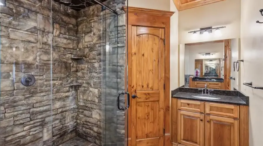 124 River Shoals Road, Ellijay, Georgia, 30536, United States, 5 Bedrooms Bedrooms, ,4 BathroomsBathrooms,Residential,For Sale,124 River Shoals Road,1797407