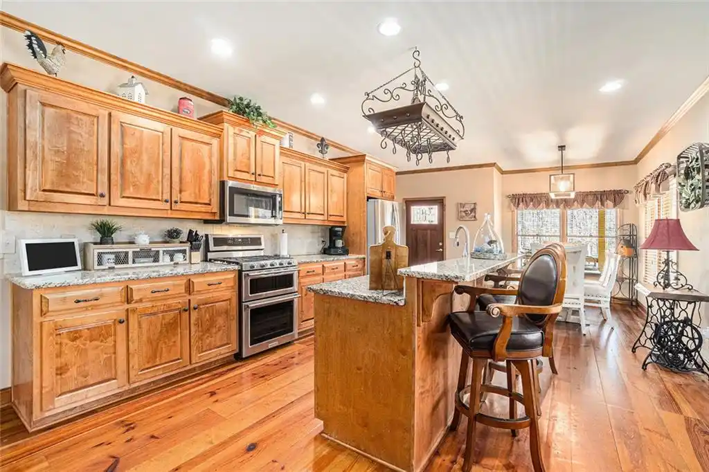 Residential For Sale – image 8