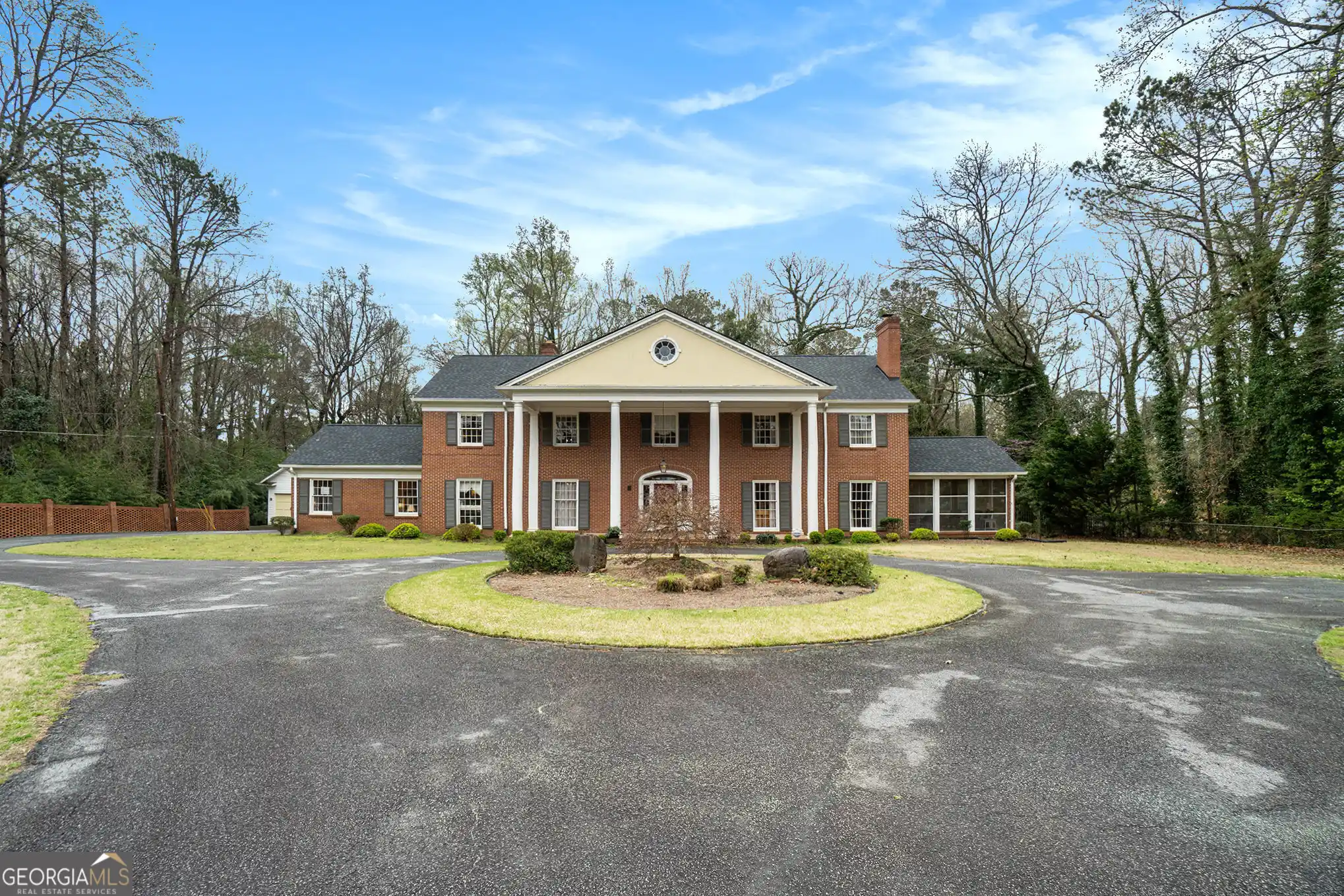 Residential For Sale – image 1