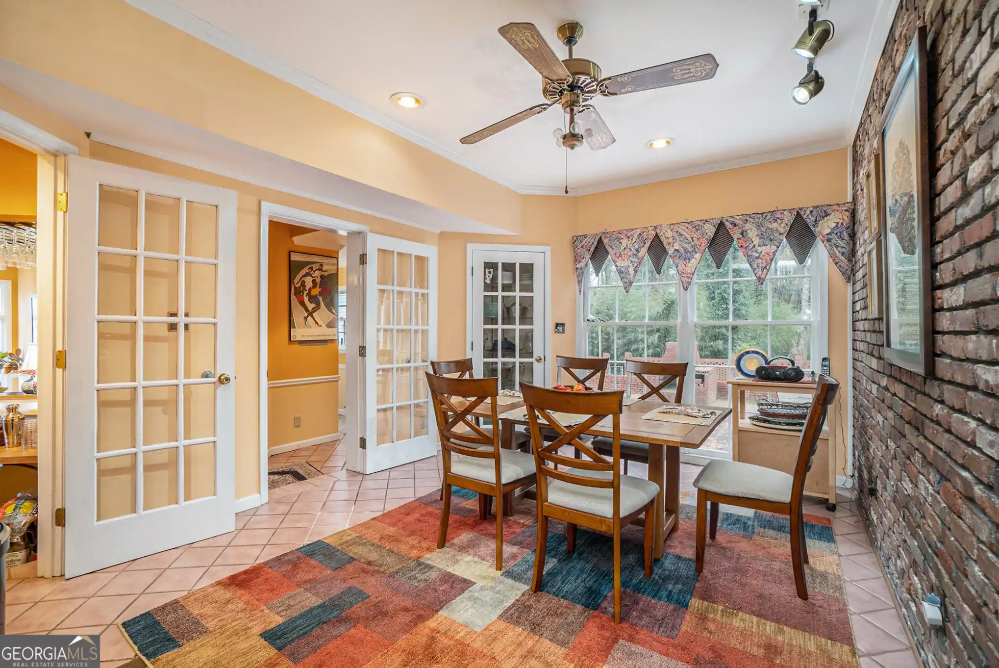 Residential For Sale – image 6