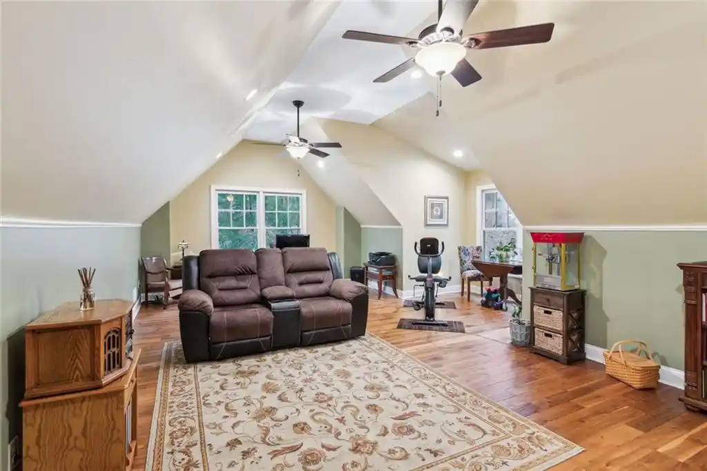 Residential For Sale – image 23