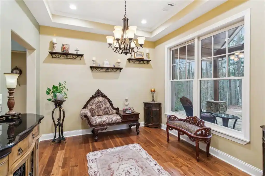 Residential For Sale – image 4