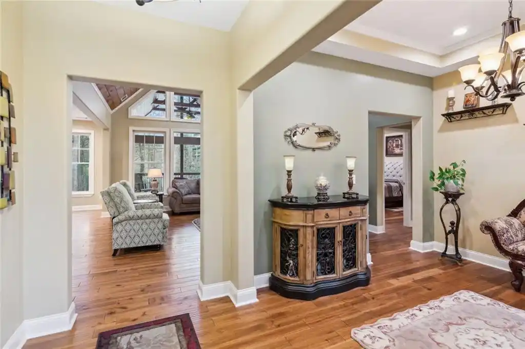 Residential For Sale – image 5