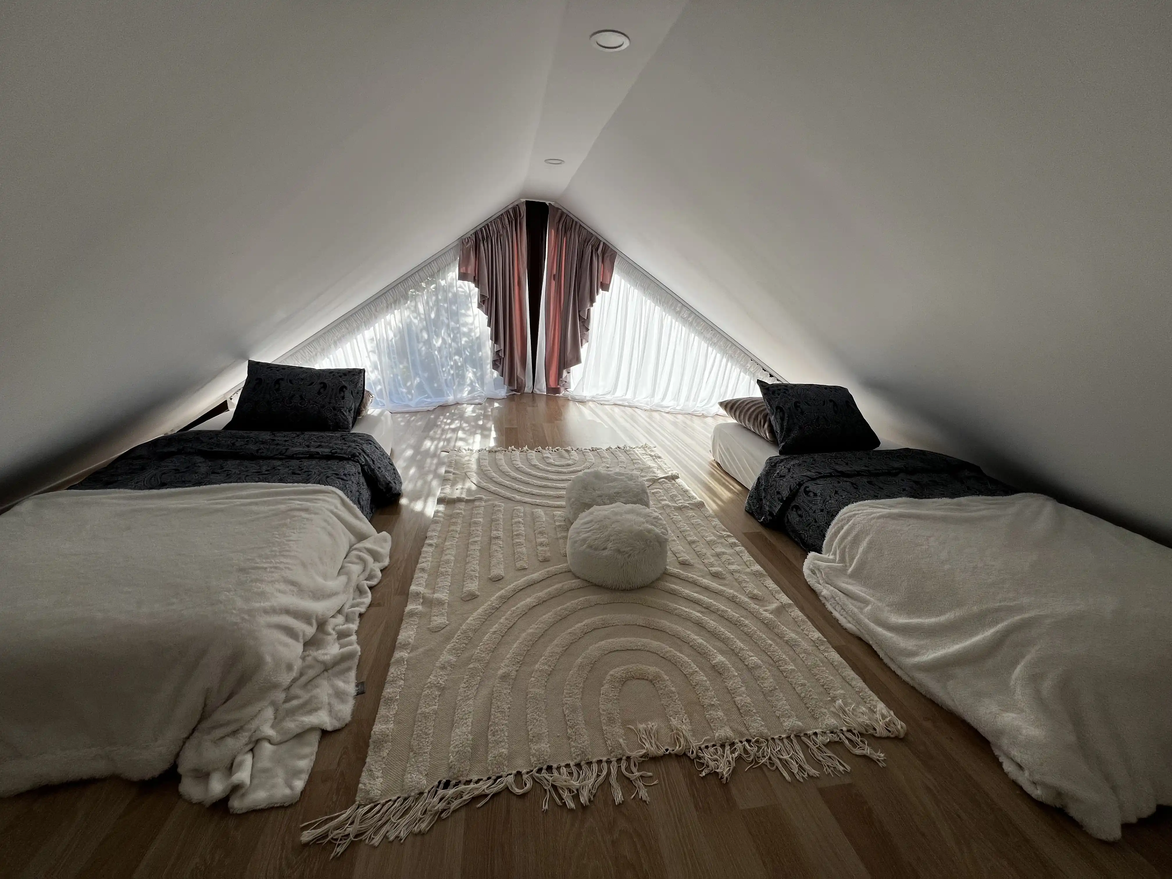 Bran Villa - A Transylvanian Luxury Retreat – image 16