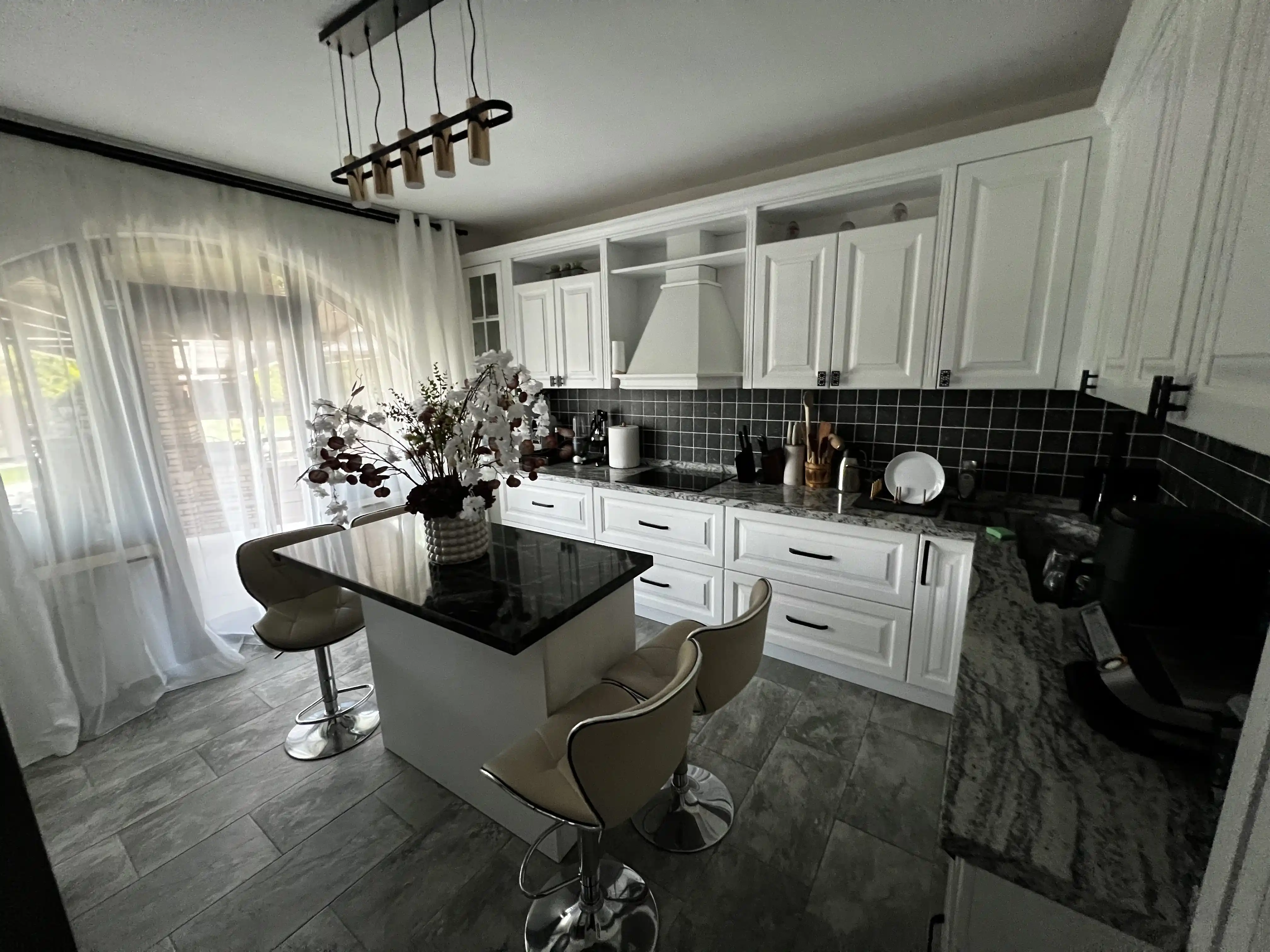 Bran Villa - A Transylvanian Luxury Retreat – image 8