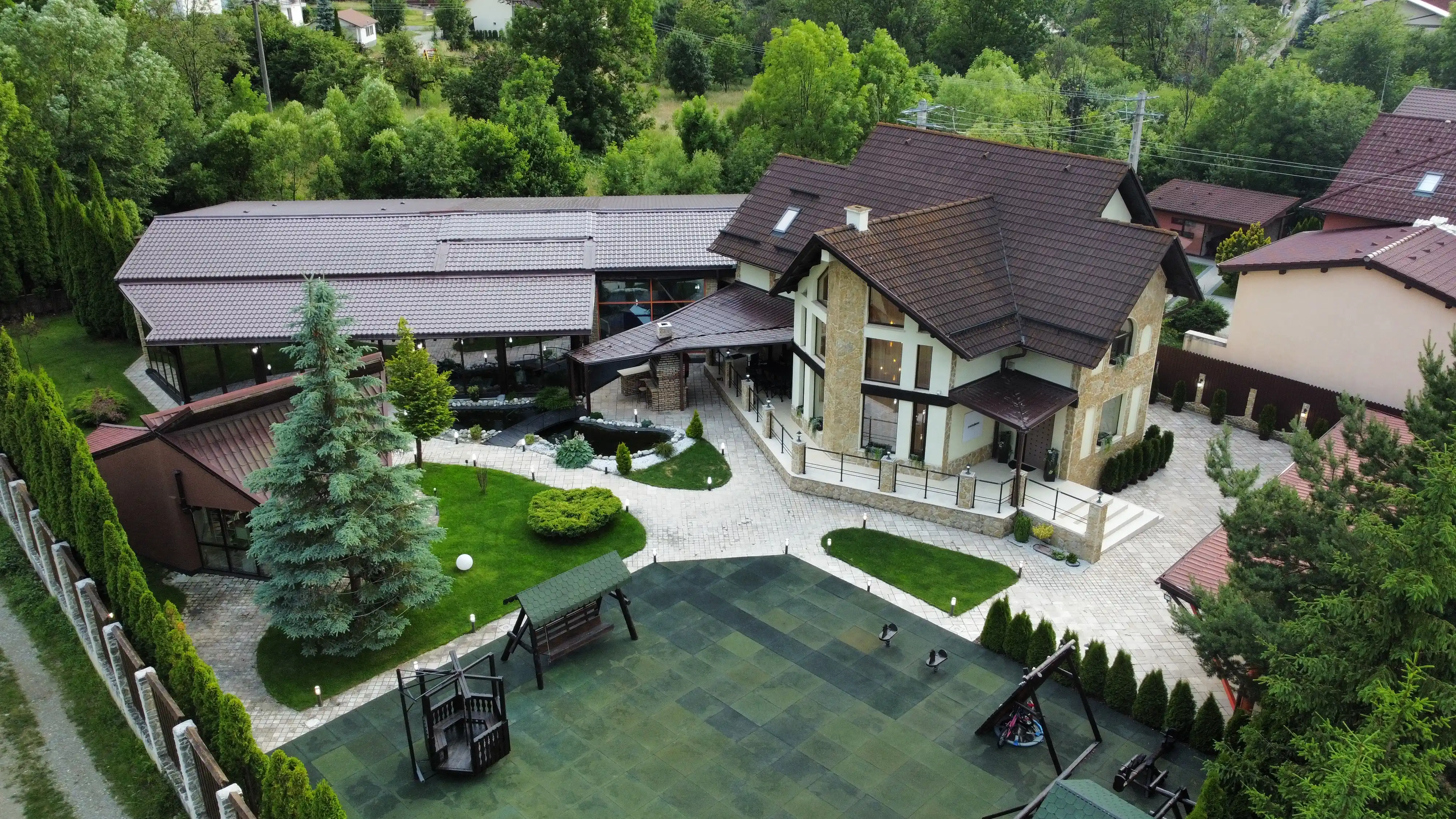 Mountain House Bran – A Transylvanian Luxury Retreat – image 2