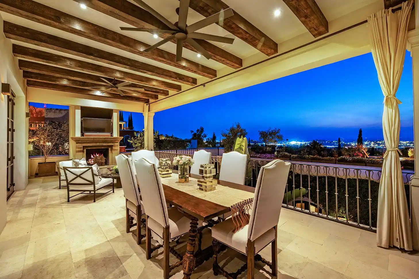 Casa Roya – image 42