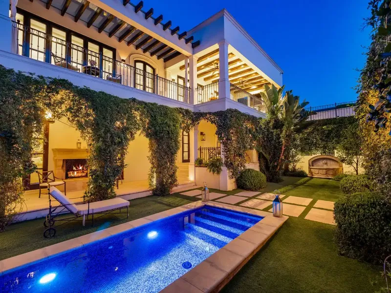 Casa Roya – image 39
