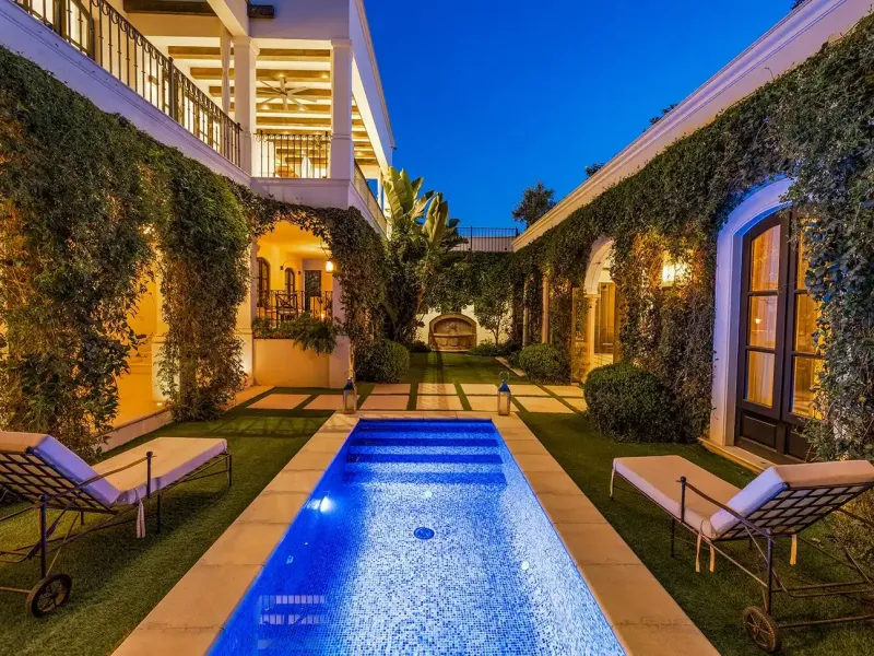 Casa Roya – image 40