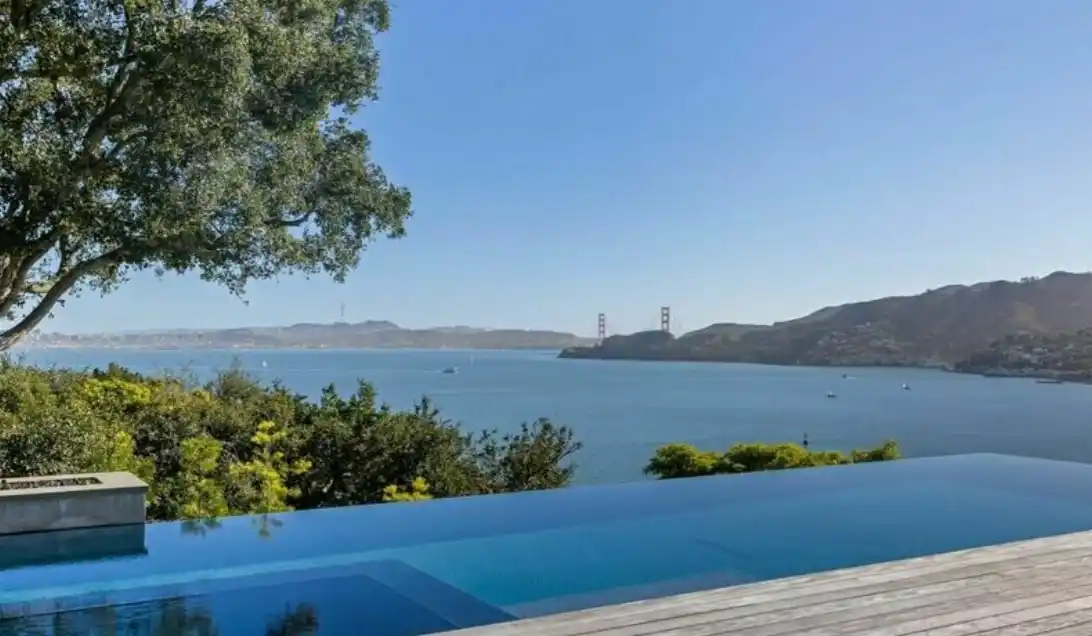 Stunning View Residence – image 3