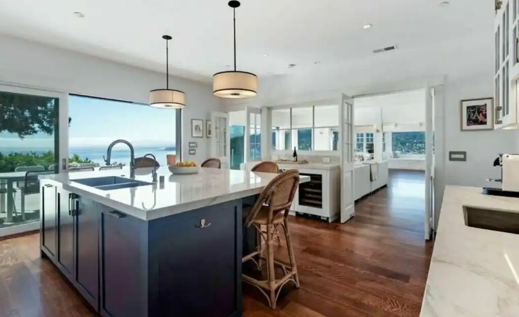 Stunning View Residence – image 5