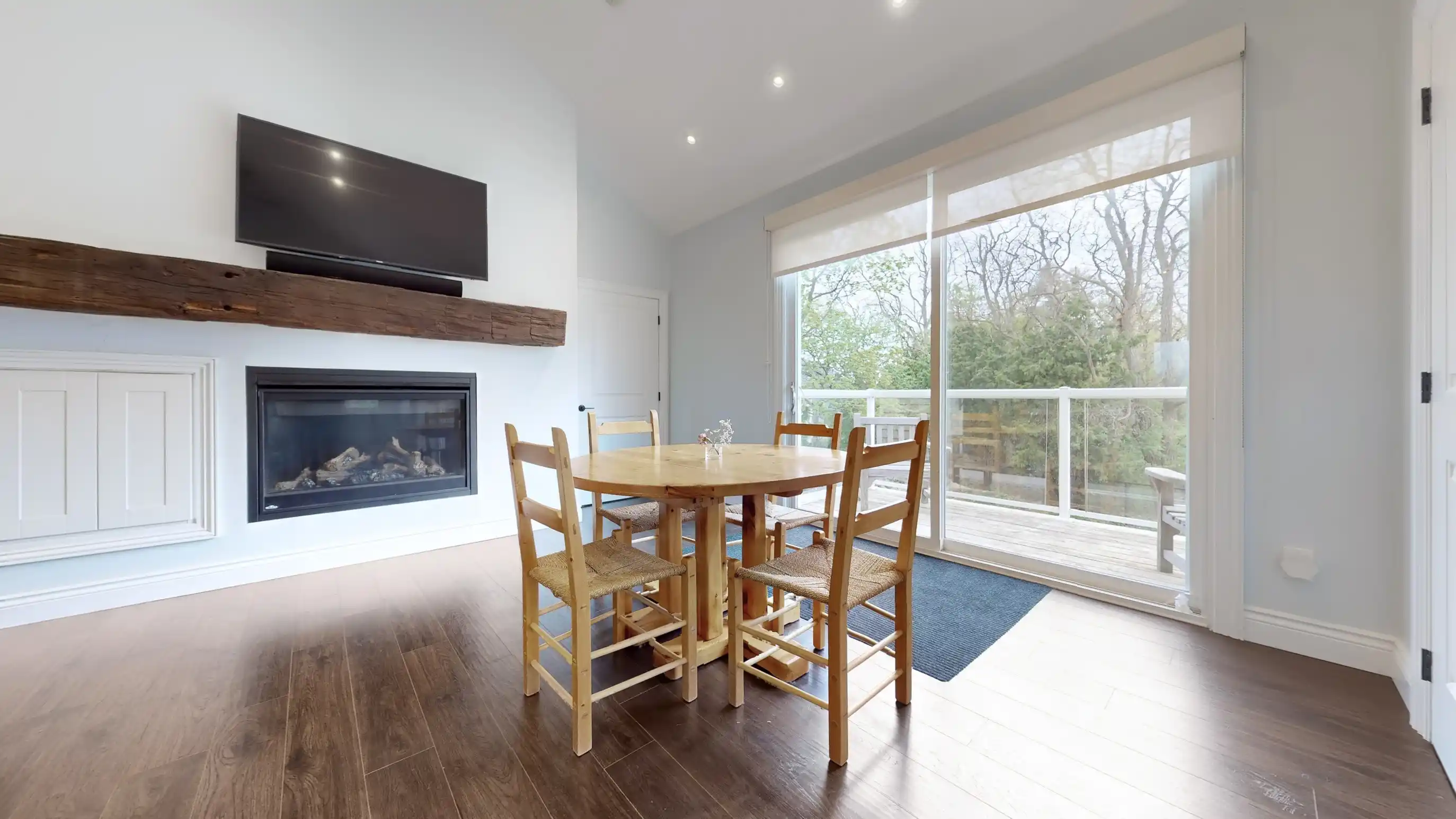 6 & 8 Macleod Estate Crt, Richmond Hill, Ontario, L4E 0B1 – image 2