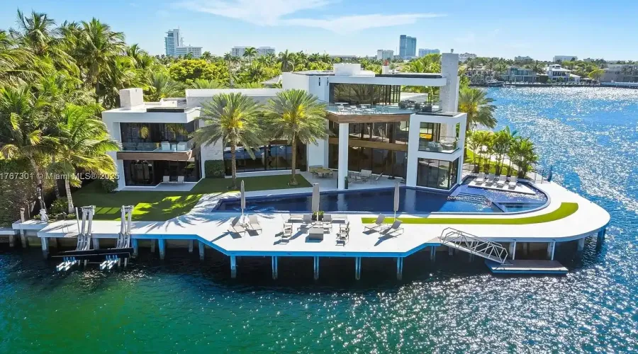84 Isla Bahia Drive, Fort Lauderdale, Florida, 33316, United States, 6 Bedrooms Bedrooms, ,9 BathroomsBathrooms,Residential,For Sale,84 Isla Bahia Drive,1841277