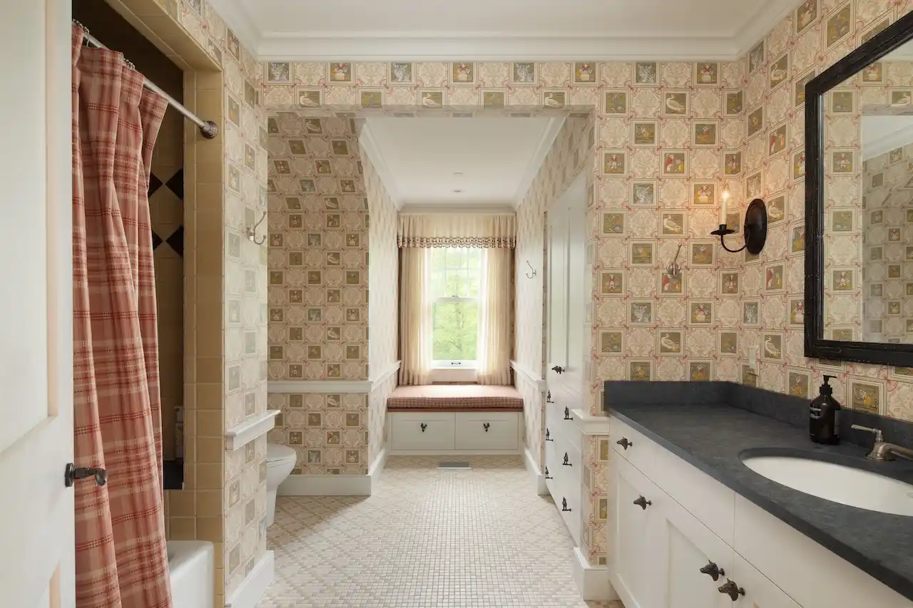 Spectacular Alford Mountain Estate: Guest House & Resort Amenities on – image 30