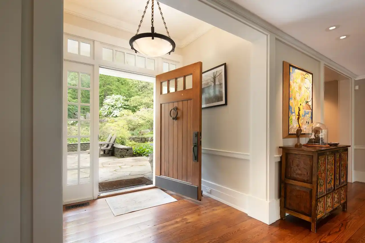 Spectacular Alford Mountain Estate: Guest House & Resort Amenities on – image 3