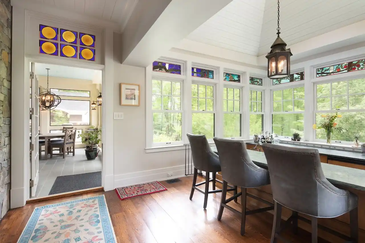 Spectacular Alford Mountain Estate: Guest House & Resort Amenities on – image 7