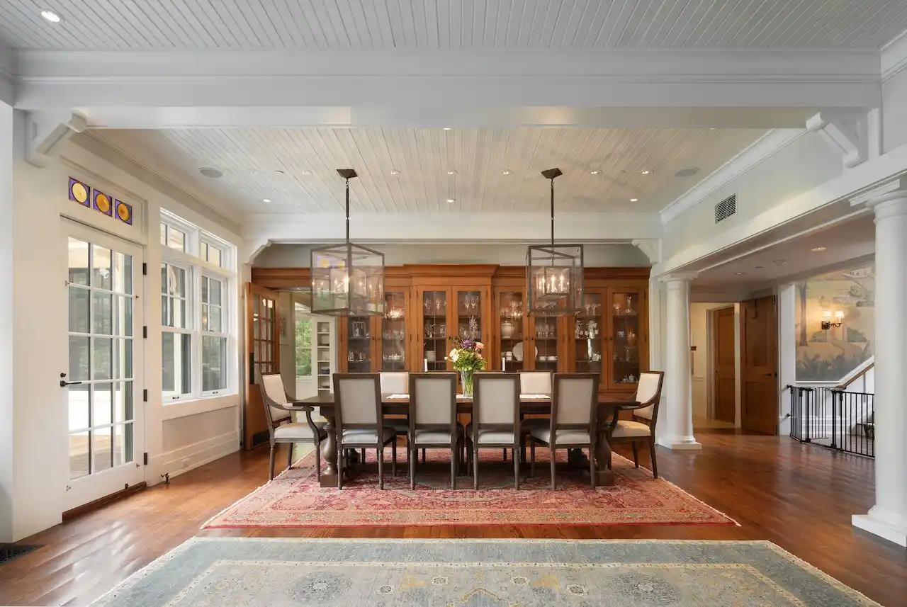 Spectacular Alford Mountain Estate: Guest House & Resort Amenities on – image 13